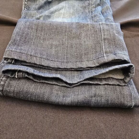 HUDSON "Byron" Dark Wash Button Closure Distressed Jeans - Picture 5 of 10